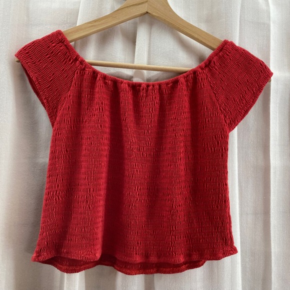 Brandy Melville One Black & One Red Smocked Off Shoulder Crop Top Small - Picture 3 of 13